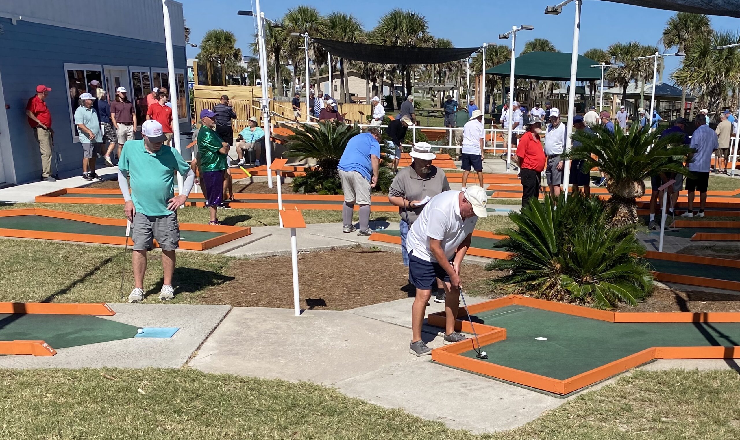 Pro putters return to Main Beach