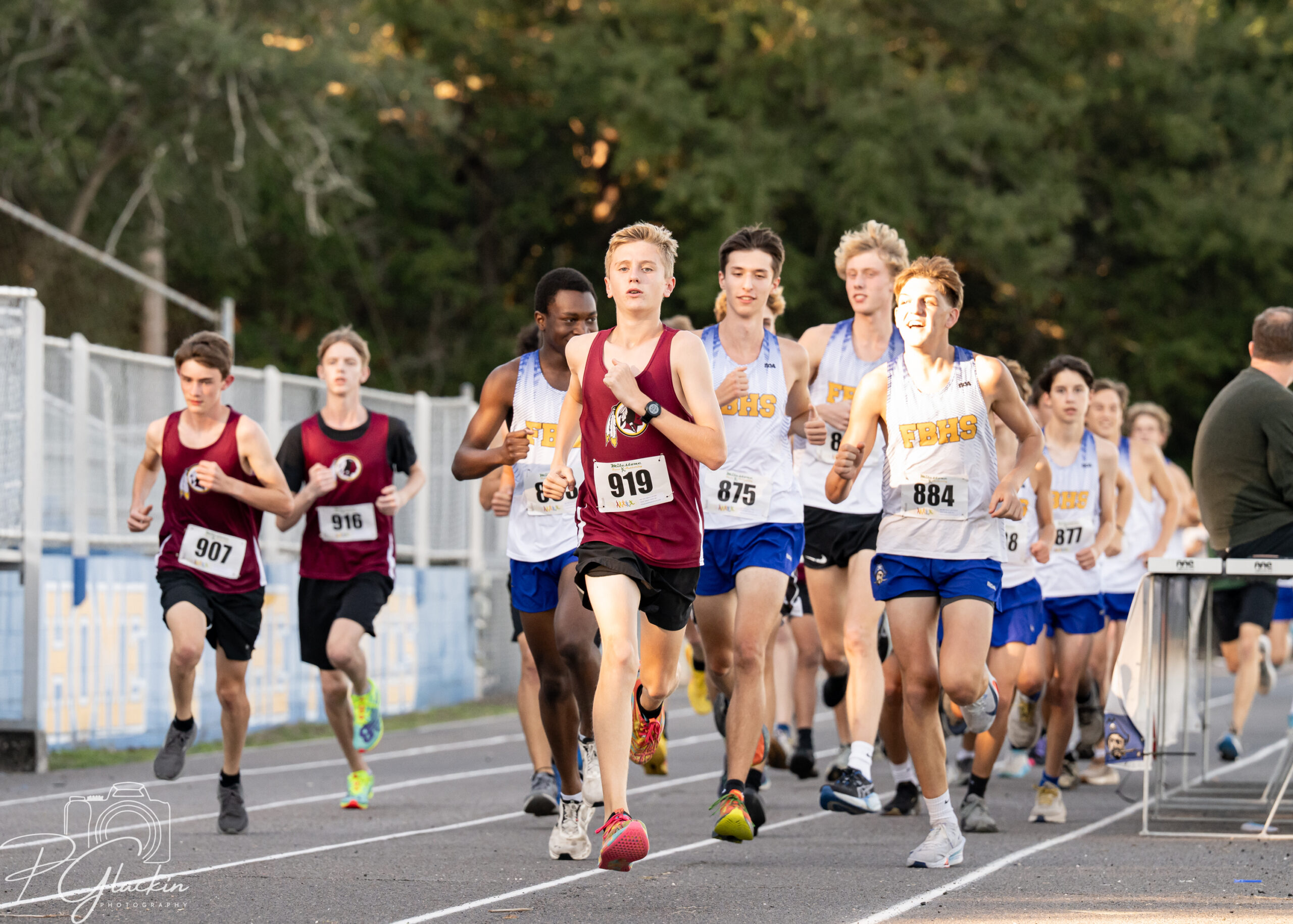 Photo gallery: Men’s cross country Oct. 22, 2025