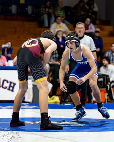Wrestlers host 16-team Dual at the Dunes Saturday